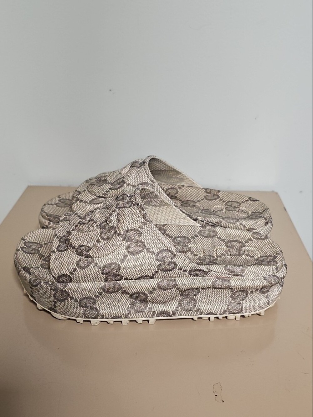 Gucci GG Monogram Platform Slide Sandals Size 38/7.5-8 - Picture 4 of 16